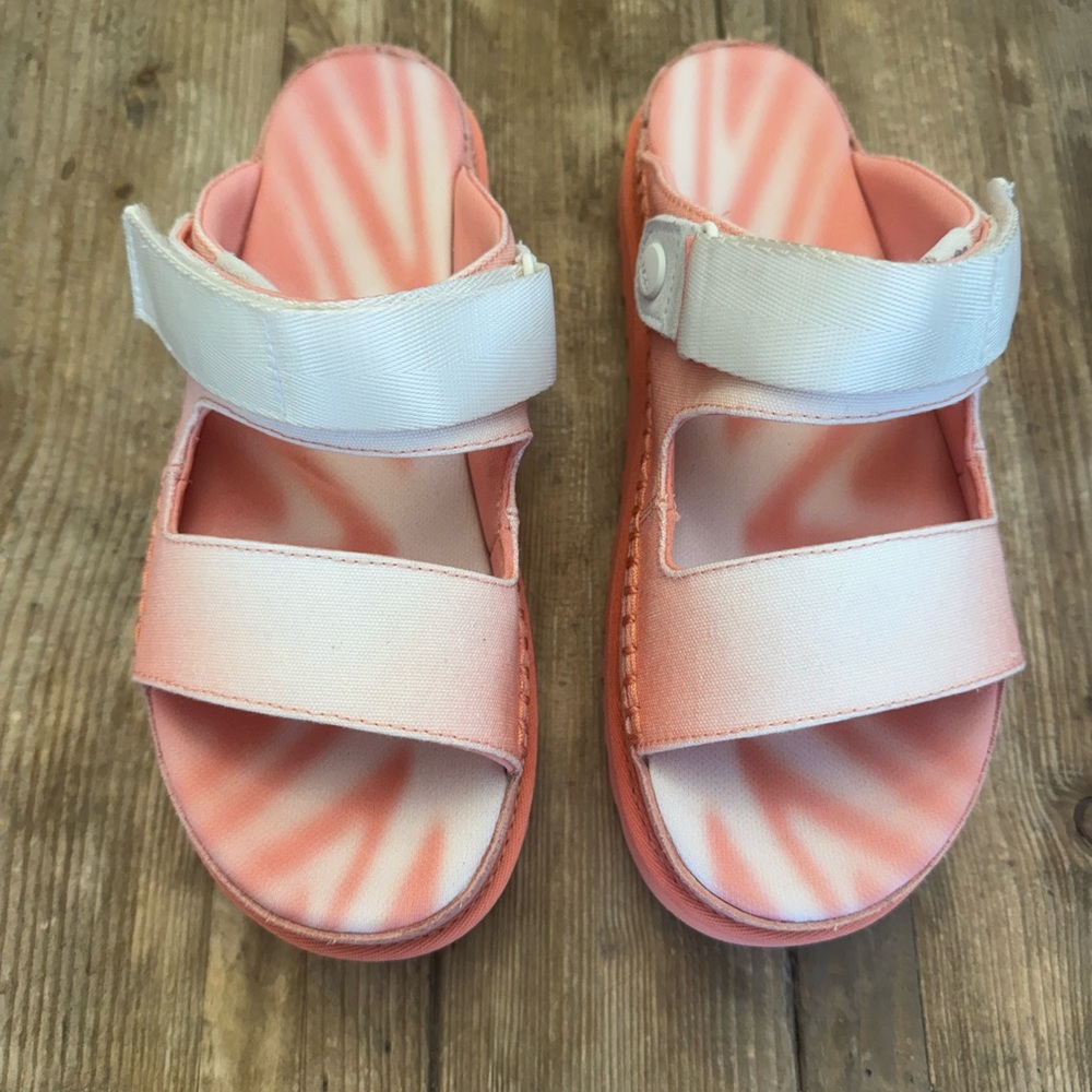 New Goldenstar Glide Platform Sandal (Women) UGG® $130 Size 8.5 & 9 - Picture 3 of 14